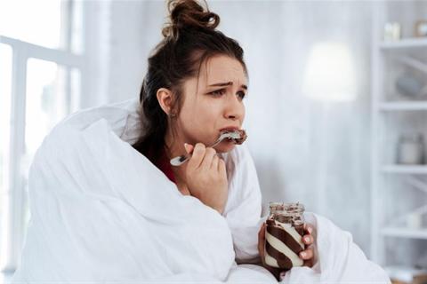 الأكل العاطفي-Emotional eating 